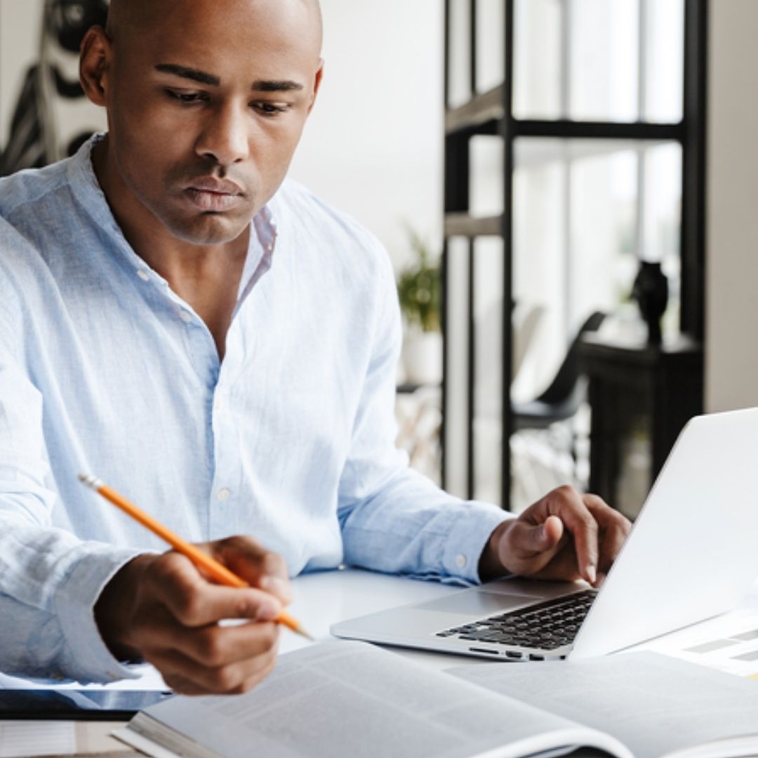 Mais De 60% Dos Pequenos Negócios Ainda Usam Conta Pessoal Para Pagar Despesas Da Empresa